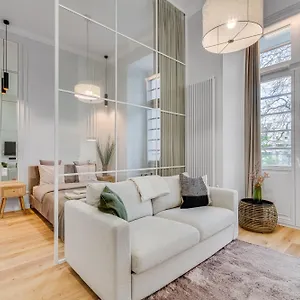 Riverside View - Parking Free Apartment